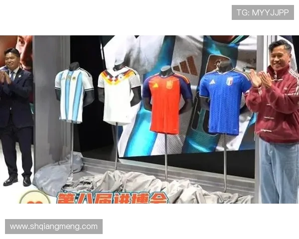 阿迪携手德国队26年经典球衣设计亮相 灵感源自两次夺冠战袍